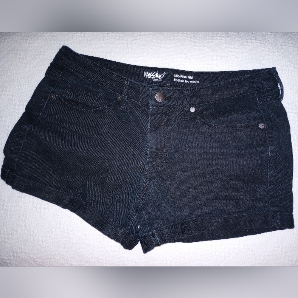 💘🍂 Mossimo Denim Black Super Stretch Shorts